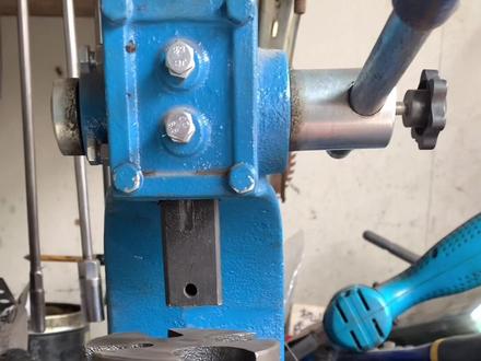 汽车压缩机轴承更换过程#汽车保养与维修 #修车小伙 #修车我是认真的