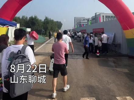 山东聊城: 聊城一中高铁新区校区今日开学 !