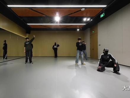 依旧《大舌头》好听爱听多听#tf家族新年音乐会