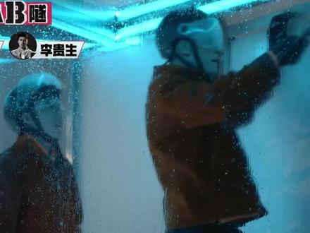 #柔术冠军7分钟破两面冰墙 队员@ELZAT_扎提 不愧是柔术冠军,凿冰发挥强悍实力,七分钟连破两面冰墙实在太震撼了!#我可以47 #扎提 #柔术