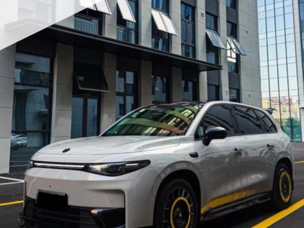 今天到零跑 C10 了 第一视角带你沉浸式体验零跑 C10 车灯更换全过程,非常简单,自己就可以动手#零跑C10 #零跑 #长沙西魁车灯旗舰店 #汽车