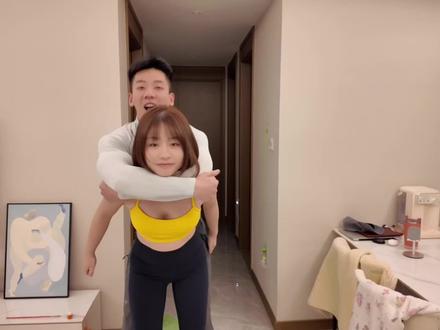 差六岁姐弟恋有多甜💕
#情侣拍照姿势 #情侣日常互动 #情侣日常 #情侣健身 #vlog日常