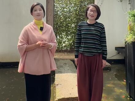 姐妹合诵,顾城最温柔的诗🌿
草在结它的种子,风在摇它的叶子
我们站着,不说话,就十分美好
愿这份温柔,能治愈你一天的疲惫
#姐妹朗诵 #治愈系朗诵 #顾城门前 #温柔治愈 #诗和远方