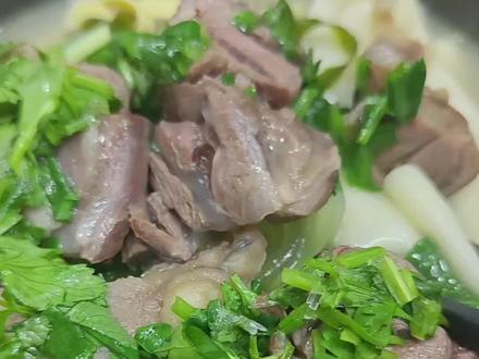 羊肉烩面的简单版做饭,一学就会~#羊肉烩面 #河南烩面 #烩面 #美食 #美食教程