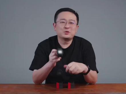 无懈可击!全新MIP小方块GW-BX5600 @卡西欧中国 更清晰、更通透、显示内容更丰富的MIP屏幕小方块来了。依旧是我们熟悉的原教旨G-SHOCK小方块的味道,在不断进化的道路上更新了机芯和MIP屏,加上表镜上致敬第一只DW-5600C的经典配色,可以说是新时代G-SHOCK小方块的标准模板。#卡西欧 #卡西欧手表 #卡西欧小方块 #学生手表推荐