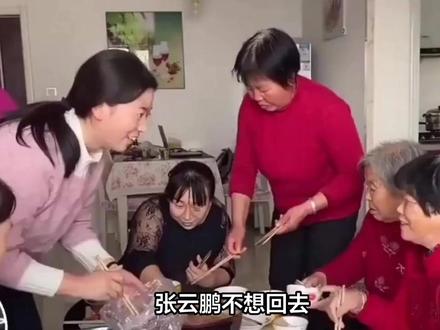 张云鹏不想回去,堂哥面前哭成泪人 云鹏爸发文感慨 明天为云鹏