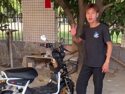 第一次解说车 有点紧张 错别字口误也比较多 希望理解 "#惠州鲨鱼车业 "#惠州极酷 "#广东惠州