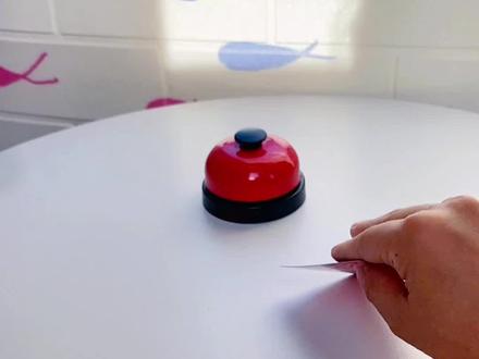 巧算24点数字游戏,怎么引导更有效呢?这个方法让孩子秒变速算24点数学高手,还能锻炼逻辑思维。亲子互动。#让孩子远离手机 #数学速算技巧 #24点算法技巧 #24点游戏卡牌 #亲子互动游戏