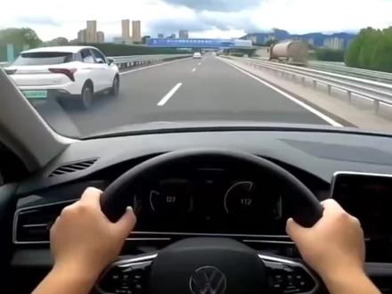 大众的探岳,技术明显不是一个档次