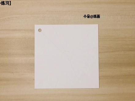 练习曼陀罗,更讲究对称性,只要尺寸打好,按照一个图形做复制旋转,就能画出意想不到的画面;这不在于线要画的多顺