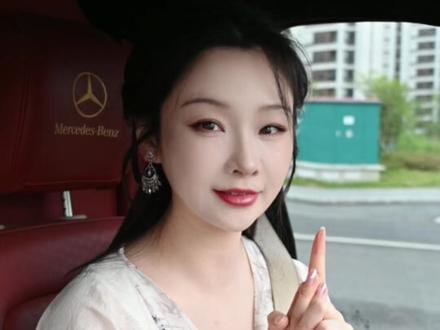 教你一招规避大货车夹击#每天一个用车知识 #汽车知识