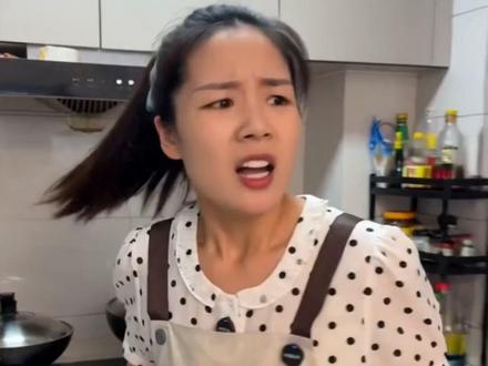 让孩子告别手机查词! #阿尔法蛋词典笔 不联网拼音汉字,单词长句全都能查,没有游戏娱乐,还能跟着中高考标准练口语