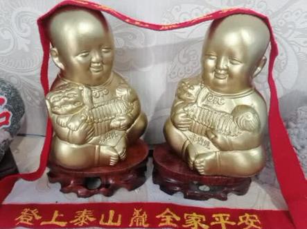 泰山福娃来了,要男得男,一个99米,一对168米