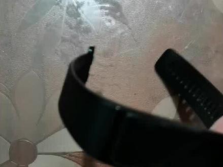 教你华为手环表带胶圈坏了怎么换#手环#知识#知识拜大年#热点 #表带