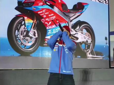 湖南张雪,世界机车,希望能在WSBK总决赛拉爆雅马哈,川崎,杜卡迪。#WSBK #张雪机车