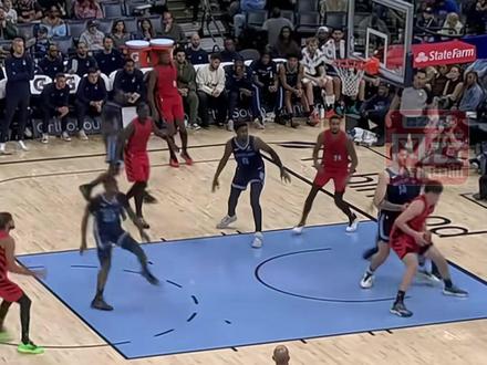 杨瀚森生涯首次NBA首发登场,出场19分钟拿到4分5篮板2助攻,工作室发文:去犯错、去学习、去成长#ZMG风云传播中心(编辑:付逸凡)