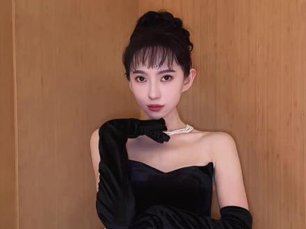 每次打剧名都有点来气💨 #千金狂追二龙湖浩哥之他不干 可预约!