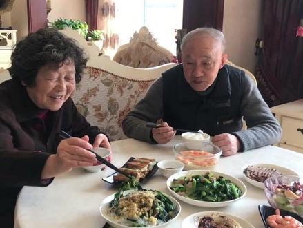 黎家盈飞天背后的硬核托举:丈夫辞职全家护航:#黎家盈 #神舟二十三号 #航天员 #家庭 #飞天