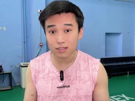学了那么多启动步,为什么一上场就废?低重心、小跳,到底卡在哪儿?#羽毛球运动#羽毛球人#全民羽毛球#羽球人的快乐#启动