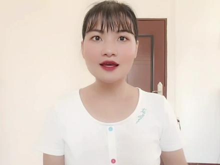 银行卡证件信息过期了,该如何更换呢?很简单,手把手教会你! #金融 #银行卡 #手机使用技巧 #手机技巧分享 #手机小知识 #账户安全