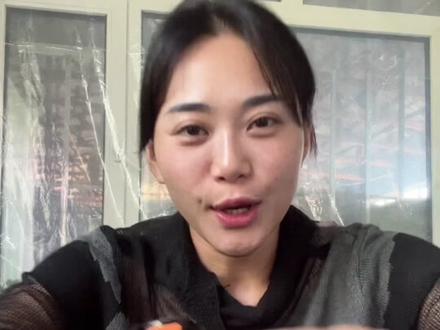 总有朋友问我这离俄罗斯到底有多近,今天给大家看看#俄罗斯 #东北 #俄罗斯进口 #口岸