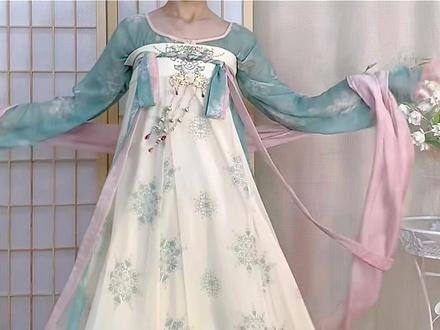 #充能计划 #汉服系带教程 不寄手,自己学!#国风合伙人 #远山乔汉服