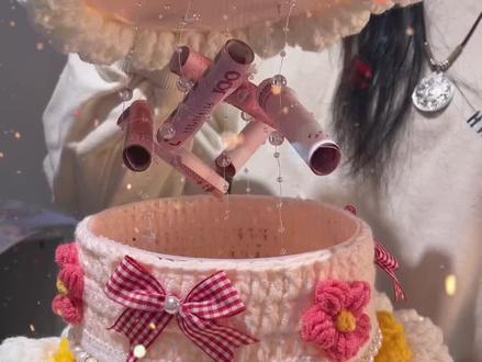 凭咱俩的关系送我这个“惊喜红包”不过分吧#草莓蛋糕 #生日蛋糕 #惊喜 #生日礼物 #送闺蜜的礼物