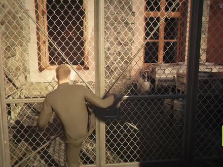 《007:初露锋芒 》全新 DLSS 4.5 实机演示| 发售日期与平台
2026 年 5 月 27 日登陆 PS5、Xbox、PC 与 Switch 2 平台。
本次展示放出了 PC 版的额外实机画面,呈现了英伟达 DLSS 4.5、光线追踪等画面特性。从目前公布的内容来看,本作融合了潜行、间谍谍战与电影化动作,打造出一场间谍冒险,风格让人联想到《古墓丽影》《神秘海域》等游戏。
简介
《007:初光》 First Light
讲述年轻的詹姆斯・邦德被招募进军情六处(MI6)后,职业生涯初期的故事。邦德在全球各地执行危险任务,揭露隐秘阴谋,直面强大敌人,踏上最终成为 00 号特工的道路。
玩法特色
潜行与谍术:通过潜入、潜行击倒、黑客入侵与情报搜集在不被发现的情况下完成任务,借助先进间谍装备占据优势。
电影化剧情关卡:体验横跨全球的间谍惊悚故事,包含电影级场面、紧张的潜入环节与高风险行动。
载具与追车戏:可驾驶阿斯顿・马丁瓦尔哈拉(Aston Martin Valhalla)等经典座驾,体验震撼的驾驶与追车桥段。
全球场景:前往世界各地优雅又危险的地点,包括伦敦肯辛顿、斯洛伐克的喀尔巴阡大酒店等。
#007初露锋芒 #DLSS4 #ps5pro #pc #switch2游戏推荐