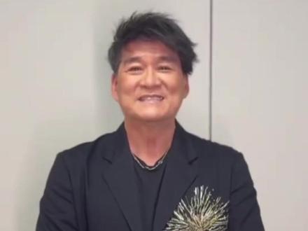 #周华健携妻儿回到家乡汕头祭祖,与乡亲合影互动超接地气 #周华健 #汕头