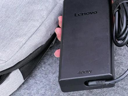 劲码330W氮化镓充电器 外观小巧,收纳便携,性价比更高,一充多用,配备了三个充电口,具有强大充电功能,解决了用户使用单一功能的原装适配器。#华硕天选#戴尔#枪神笔记本#拯救者