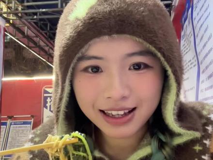 学姐 我想念和你蹲路边吃刘文祥的日子 还有你的侧脸#刘文祥