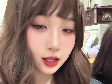 可露丽在沈月粉丝家🐰& 🥮拼豆日记
#赵露思 #赵露思拼豆 #沈月 #沈月月饼 #可露丽