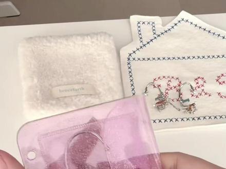 新年给女儿做的第一本书竟然是耳夹书#手工#耳夹 #母女日常#vlog#宅家