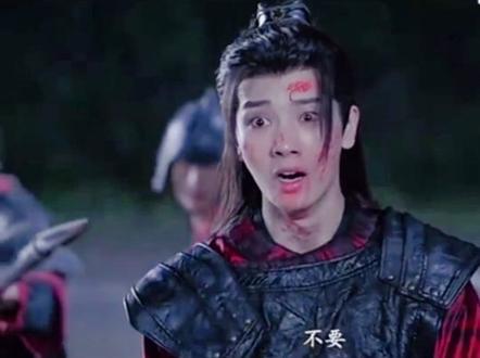 #虐心片段 #浮生印第二季期待中#李菲 #明加加 喜欢一个人想要给她一个更好的结局,楚烨因一次偶遇救了女主,女主就是楚烨的光,当楚烨想要给喜欢的人一个好的结局时喜欢的人却死在了他的面前。
#抖音看见音乐