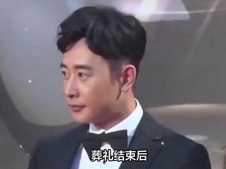 葬礼结束后,唐嫣放缓脚步等罗晋一起就餐,胳膊上还戴着孝