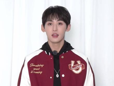 @唐九洲 也是喝上AI点的奶茶了,用超强逻辑脑验算了一下,发现千问免单划算到不行!下载更新千问APP最新版本,得25元免单卡,可以随心用AI点奶茶、外卖、零食……超多福利领不停,快去千问解锁吧!#千问免单 #千问一分钱奶茶 #千问请客瓜分30亿