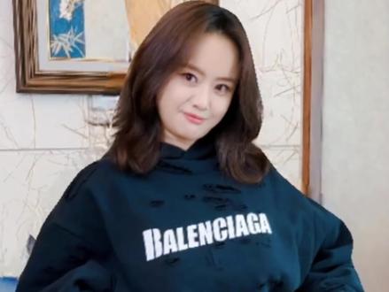 穿上健美裤,辣叫一个美~#春日星随拍 #世界上有五种辣 #喜凤