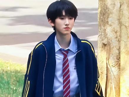 专注自家好不好#左奇函#左奇函未来可期