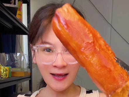 烤牛大肠蘸巧克力酱,这也太好吃了吧! #谁懂这一口的好吃程度 #快来一起尝个鲜 #妈呀太香了