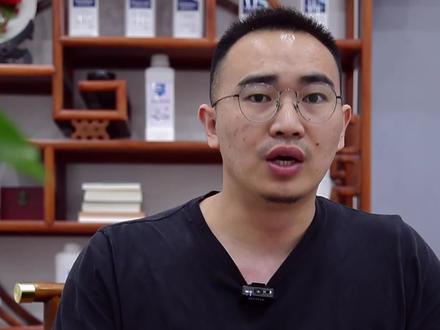 一个合格的泳池,是不需要一次性换完水的#泳池换水 #泳池水质