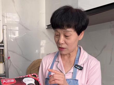 大朋友小朋友都爱吃的烤肠来了,0淀粉添加, 外焦里嫩的口感,做法简单,解馋首选。#空气炸锅美食 #做法简单又营养 #天海藏 #烤肠 @麦小登-19号早8点HBN护肤破价囤货场