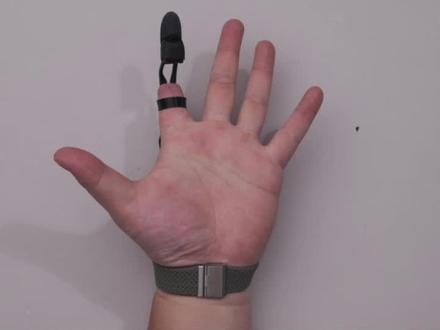 先进的手指假肢,可以做什么程度?#假肢 #赛博朋克 #手指假肢 #仿生手指 #外骨骼