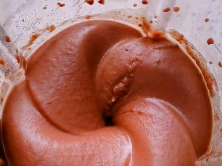 #创作灵感 #吃货 #美食 #抖音美食创作人 #美食分享 #红豆沙 红小豆富含铁质,具有补血、促进血液循环,是贫血患者的理想食物,对女性很友好哦💋