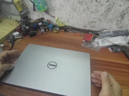 戴尔笔记本电脑换内置电池的方法。 #笔记本维修