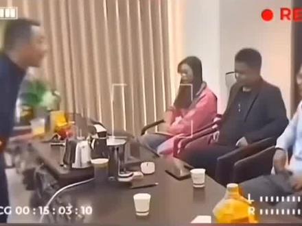 云南长丰学校臭肉事件