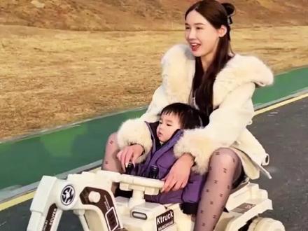 老公买的这台挖掘机不得不夸一下#儿童挖掘机两个座位大人孩子都能玩#儿童玩具#儿童电动车#童车