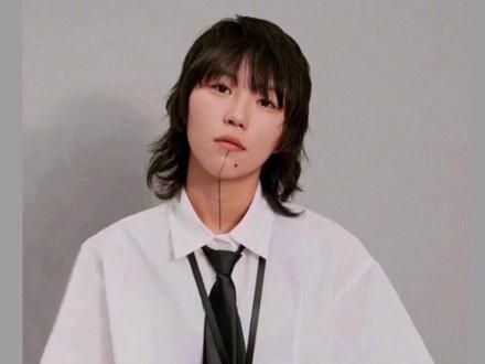 #王菲#窦唯 写给女儿窦靖童的歌《童》:你不能去学坏,你可以不太乖,我的爱@DOU+小助手 #窦靖童