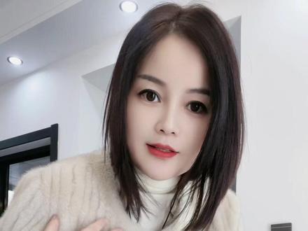 这个毛外套可水洗可机洗,手感柔软顺滑,毫无廉价感,只要喜欢这个款式可以放入#穿出高级感 #小香风外套