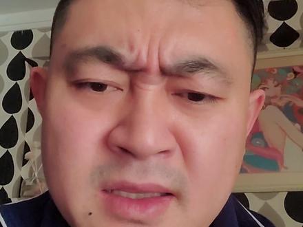 粉丝三年前欠建行信用卡十万还不上,三年后欠了二十万,最后想还还不起了,利息十万一分不都不给减免,粉丝简直欲哭无泪,进退两难。四大行的信用卡千万别逾期,到时候产生的费用一分不给你减免,能让你肝肠寸断!所以信用卡能不办千万别办到时候你真还不起啊!#优化沈阳餐饮圈 #沈阳面具哥