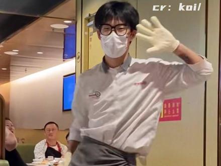 性价比果然高!好羡慕青州人啊!#海底捞 #山东潍坊 #性价比超高 #科目三 #青州海底捞